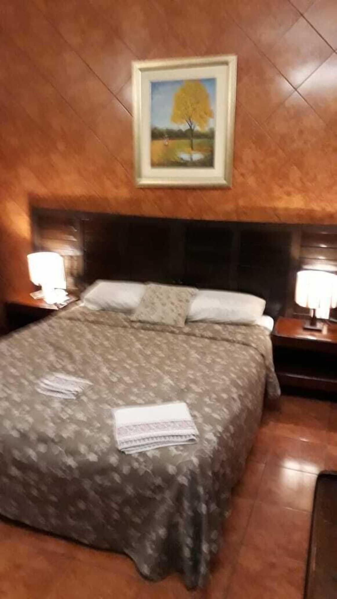Residencia Leones De Castilla Asuncion Extérieur photo