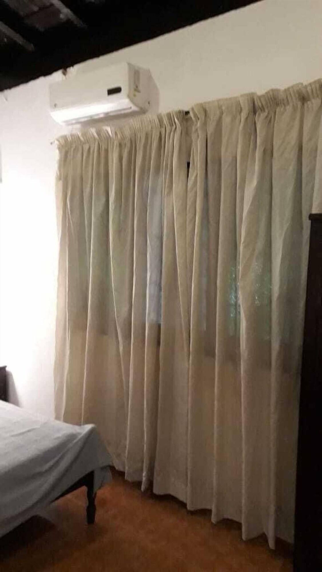 Residencia Leones De Castilla Asuncion Extérieur photo