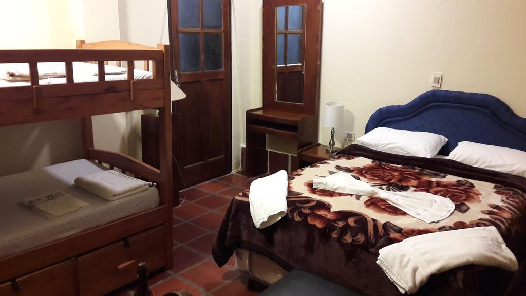 Residencia Leones De Castilla Asuncion Extérieur photo